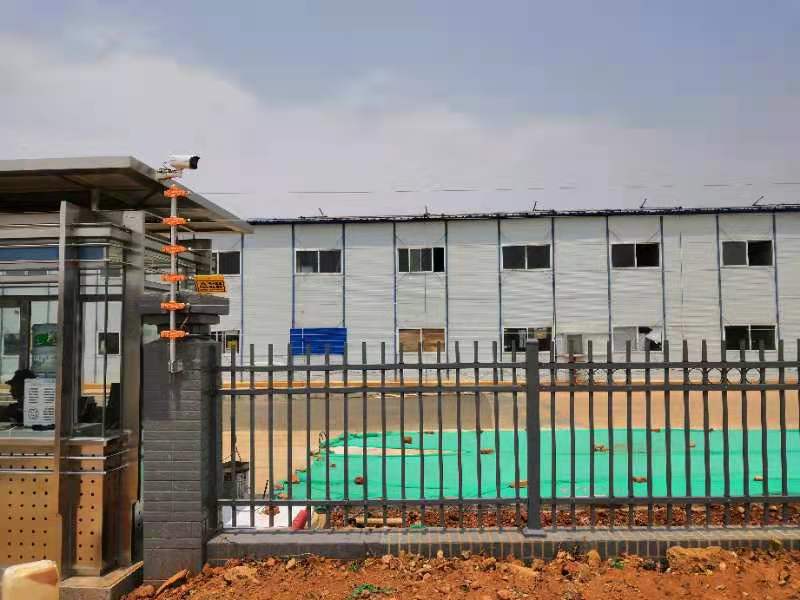 ĳ��������Χ�����ð���