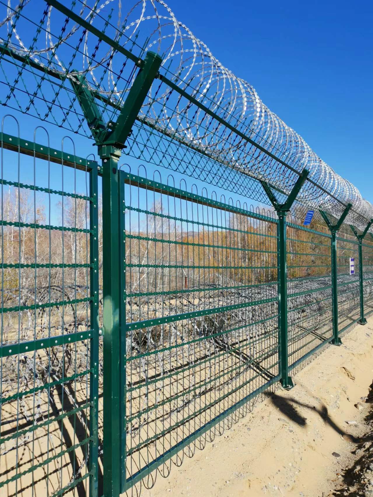 ����Χ�����������������������ڵأ�